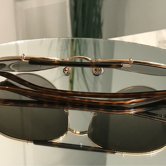 Authentic Gucci glasses - Picture 6 of 7